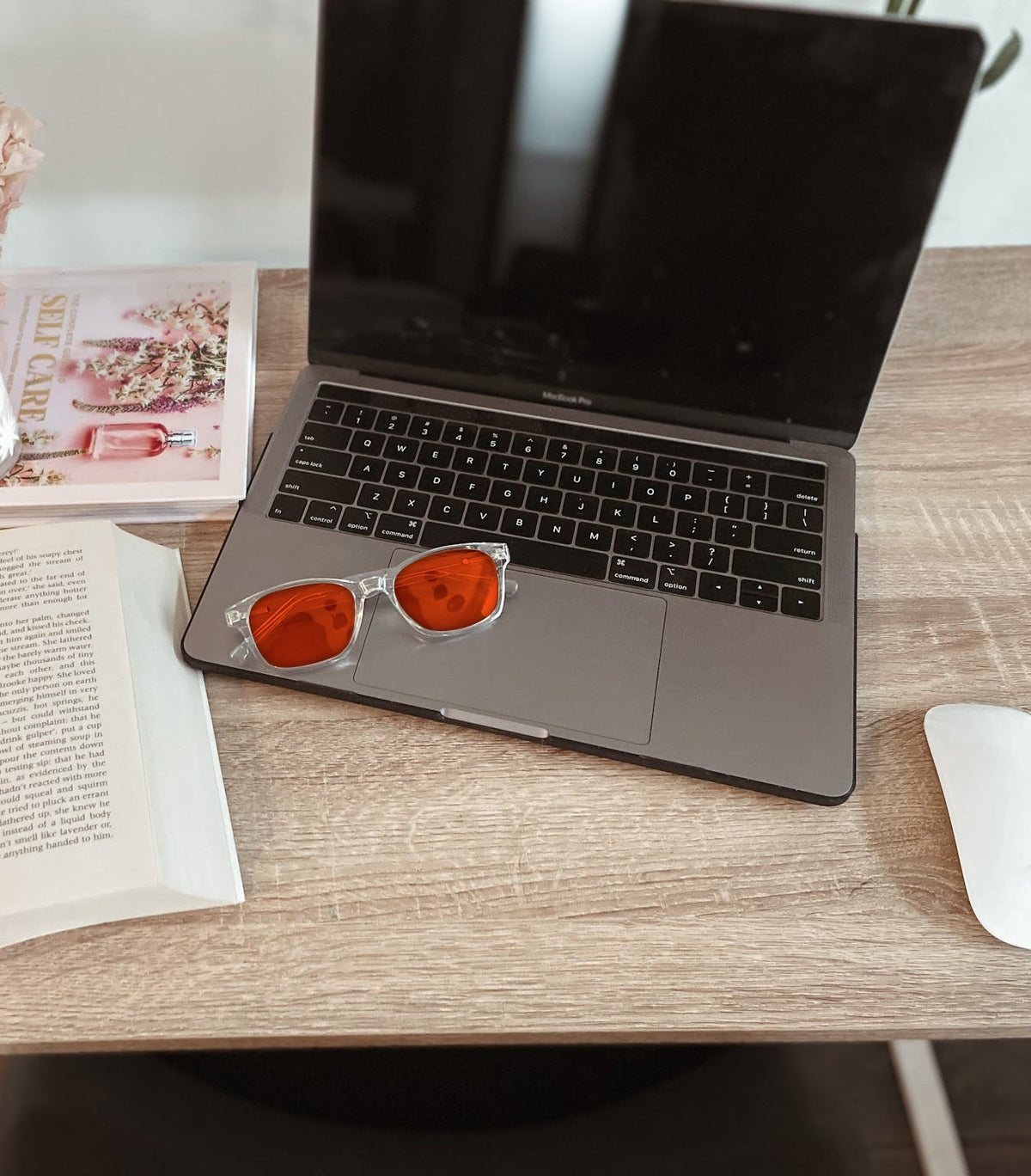 Can Wearing Blue Light Blocking Glasses Damage Your Eyes?